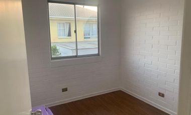 Casa en arriendo c/ estacionamiento en Bosques de Santa Clara - San Francisco