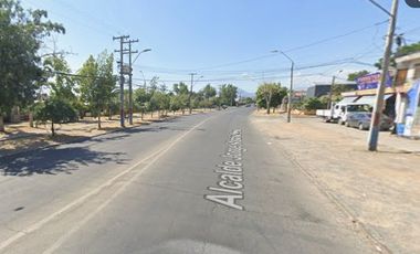 Gran Oportunidad Comercial en Macul