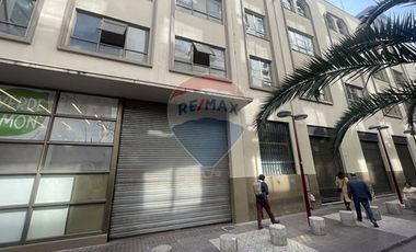 Edificio en el Corazón de Santiago Centro