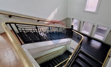 Edificio en el Corazón de Santiago Centro