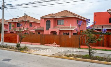 Casa en excelente estado en Juan Cisternas