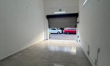 3 locales en Excelente Ubicación!  Sobre Av.Juarez