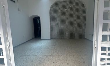 3 locales en Excelente Ubicación!  Sobre Av.Juarez
