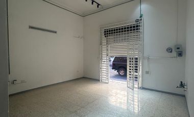 3 locales en Excelente Ubicación!  Sobre Av.Juarez
