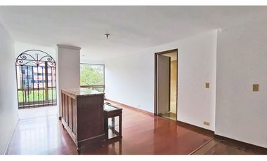 Vendo apto clásico de 197 M2 en Patio Bonito perfecto para remodelar
