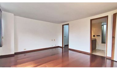 Vendo apto clásico de 197 M2 en Patio Bonito perfecto para remodelar
