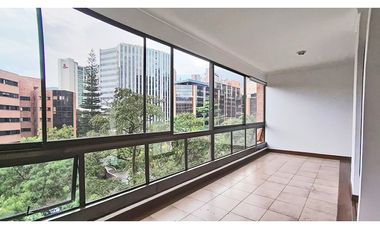Vendo apto clásico de 197 M2 en Patio Bonito perfecto para remodelar