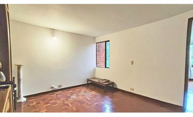 Vendo apto clásico de 197 M2 en Patio Bonito perfecto para remodelar