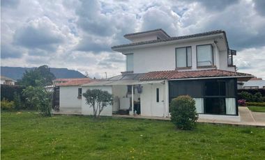 Vendo gran casa campestre en Sopo