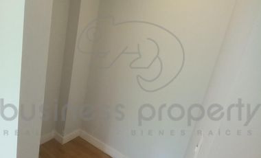 Gran oportunidad Casa dentro de la Sexta Sección de Lomas Verdes