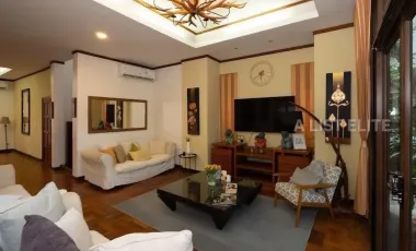 Thai Modern Style Home Near Floating Market with Saltwater Pool