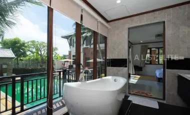 Thai Modern Style Home Near Floating Market with Saltwater Pool