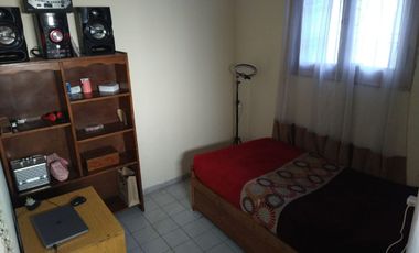 VENTA CASA 4 DORMITORIOS Y COCHERA EN GODOY CRUZ