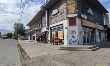 Local Comercial en Arriendo en Av Santa Rosa Con Américo Vespucio