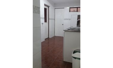 Amplia casa en Miraflores Alto