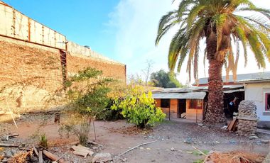 Gran Terreno con Casa Piscina Bodega Venta Quinta Normal
