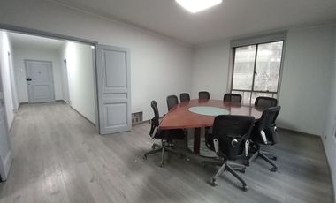 Oficina en Arriendo en Moneda