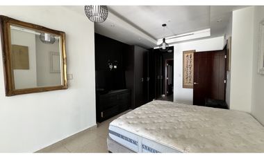 Venta: Apartamento reposeído en Avenida Balboa PH Rivage Tower