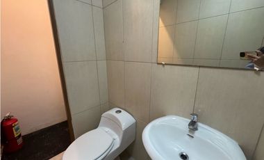 Venta y alquiler de Oficina en el edificio COLORES DE BELLA VISTA