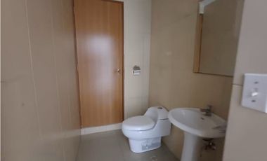 Venta y alquiler de Oficina en el edificio COLORES DE BELLA VISTA