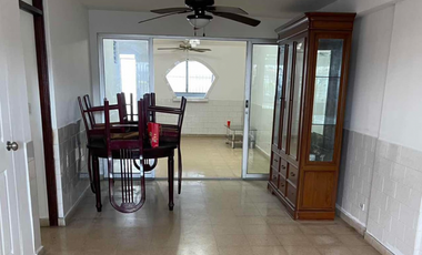 CHANIS / URB. LOS LAURELES / 192M / 2 NIVELES / 4 HABITACION / TERRAZA