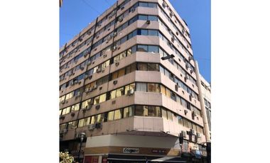 Dos ambientes en pleno centro porteño, a metros del Subte