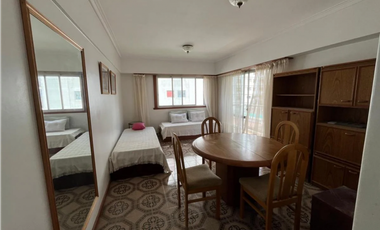 ALQUILER 24 MESES - Departamento 2 amb, balcon al mar - Playa Grande