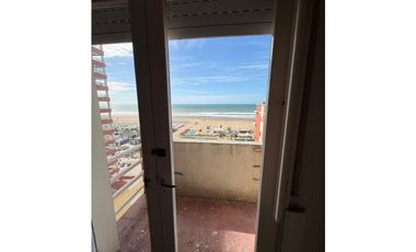 departamento dos dormitorios frente al mar