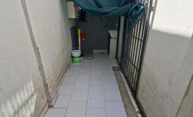 Casa PH en alquiler en Lanus Oeste