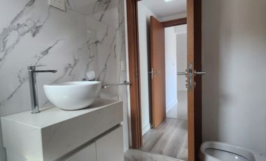 Semipiso en venta en Lanus Oeste