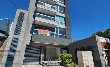 Semipiso en venta en Lanus Oeste