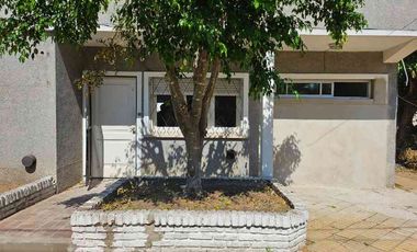 Casa PH en alquiler en Castelar Sur