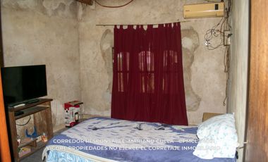 Casa en venta c/ cochera en Rafael Calzada