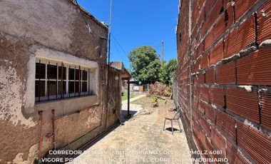 Casa en venta c/ cochera en Rafael Calzada