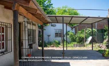Casa en venta c/ cochera en Rafael Calzada