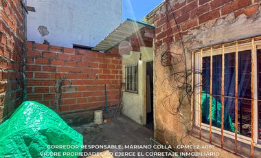 Casa en venta c/ cochera en Rafael Calzada