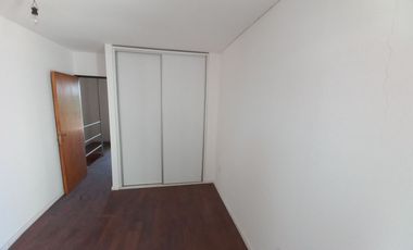 Dúplex en venta de 2 dormitorios c/ cochera en Maipú centro