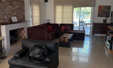 Casa en venta en Altos de Hudson I