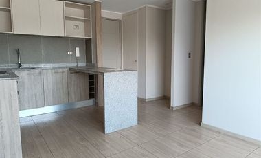 Departamento en Venta en Av. Fermín Vivaceta con Aviador Acevedo