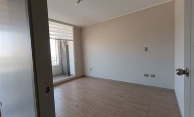 Departamento en Venta en Av. Fermín Vivaceta con Aviador Acevedo