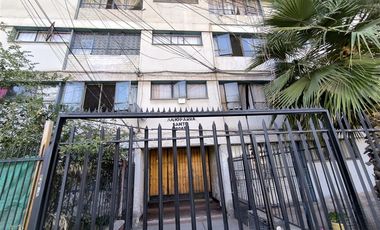 Departamento en Arriendo en 3 dormitorios con estacionamiento