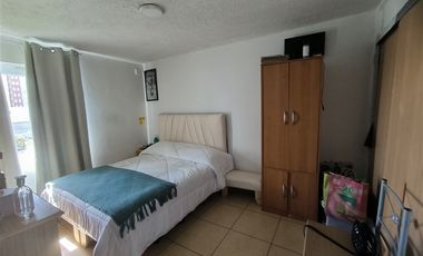 Departamento en Arriendo en 3 dormitorios con estacionamiento
