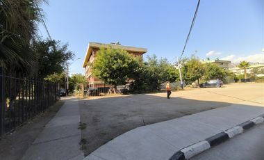 Departamento en Arriendo en 3 dormitorios con estacionamiento