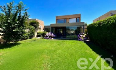 Casa en Venta en Brisas Norte Chicureo