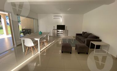 Casa en alquiler amoblada - Barrio Santa Inés, Canning