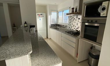 Casa en alquiler amoblada - Barrio Santa Inés, Canning