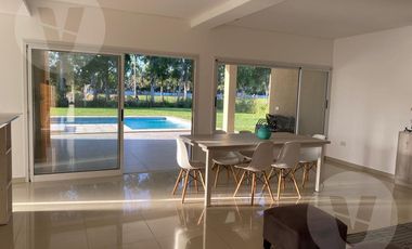 Casa en alquiler amoblada - Barrio Santa Inés, Canning