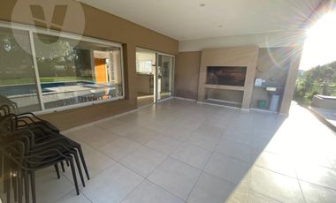 Casa en alquiler amoblada - Barrio Santa Inés, Canning