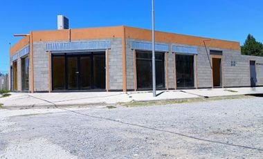 EN VENTA LOCAL COMERCIAL CON CÁMARA FRIGORÍFICA MAS DEPTO | ALTOS DE ALBERDI 1 - PLOTTIER/NEUQUEN