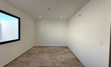 CASA EN VENTA MÉRIDA, 4 HABITACIONES, 689.23M2 TERRENO